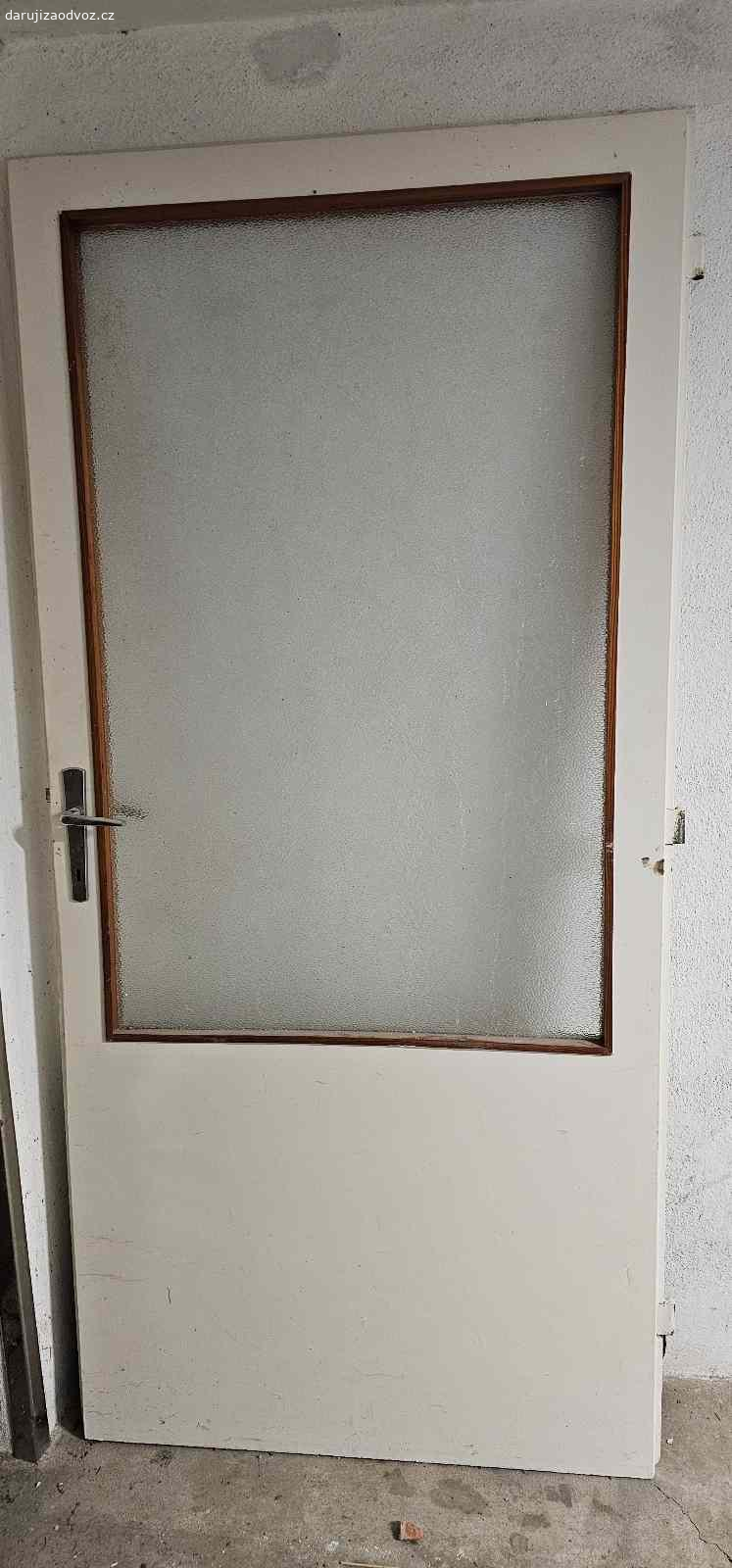 Dveře. Dveře 90 cm levé, 2/3 prosklené, bílá barva, slušný stav