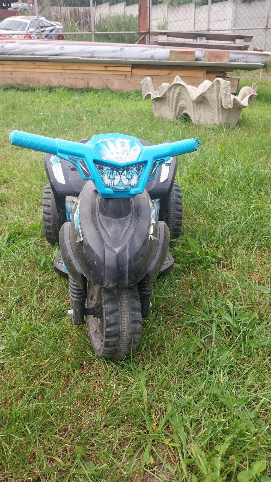 el. tříkolka. nalezoví stav bez nebyječky a bez baterie