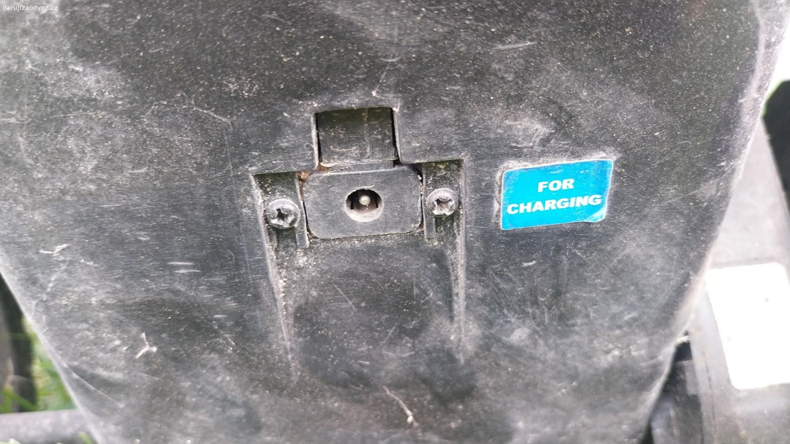 el. tříkolka. nalezoví stav bez nebyječky a bez baterie