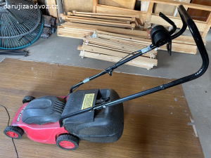 elektrická sekačka 1kW, šířka sečení 37cm