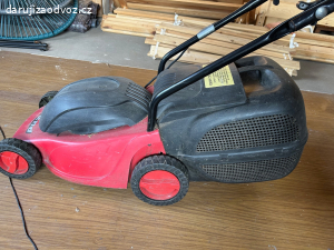 elektrická sekačka 1kW, šířka sečení 37cm