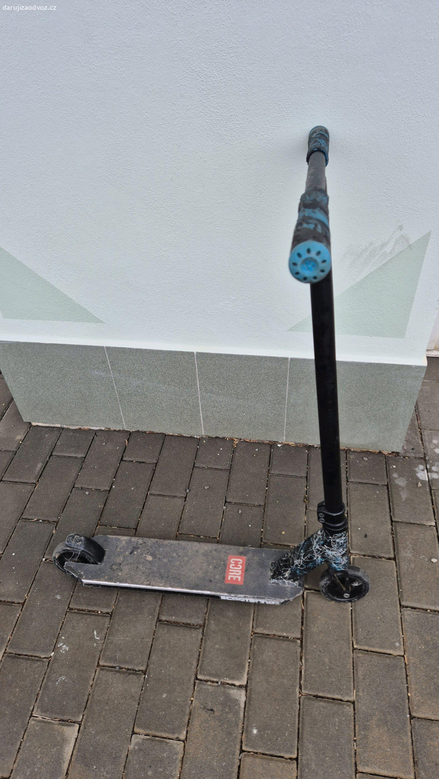 Free ride kolobezka na ND. Cela kolobka. Jiz nevyuzita. Jednotlive komponenty pouzitelne.