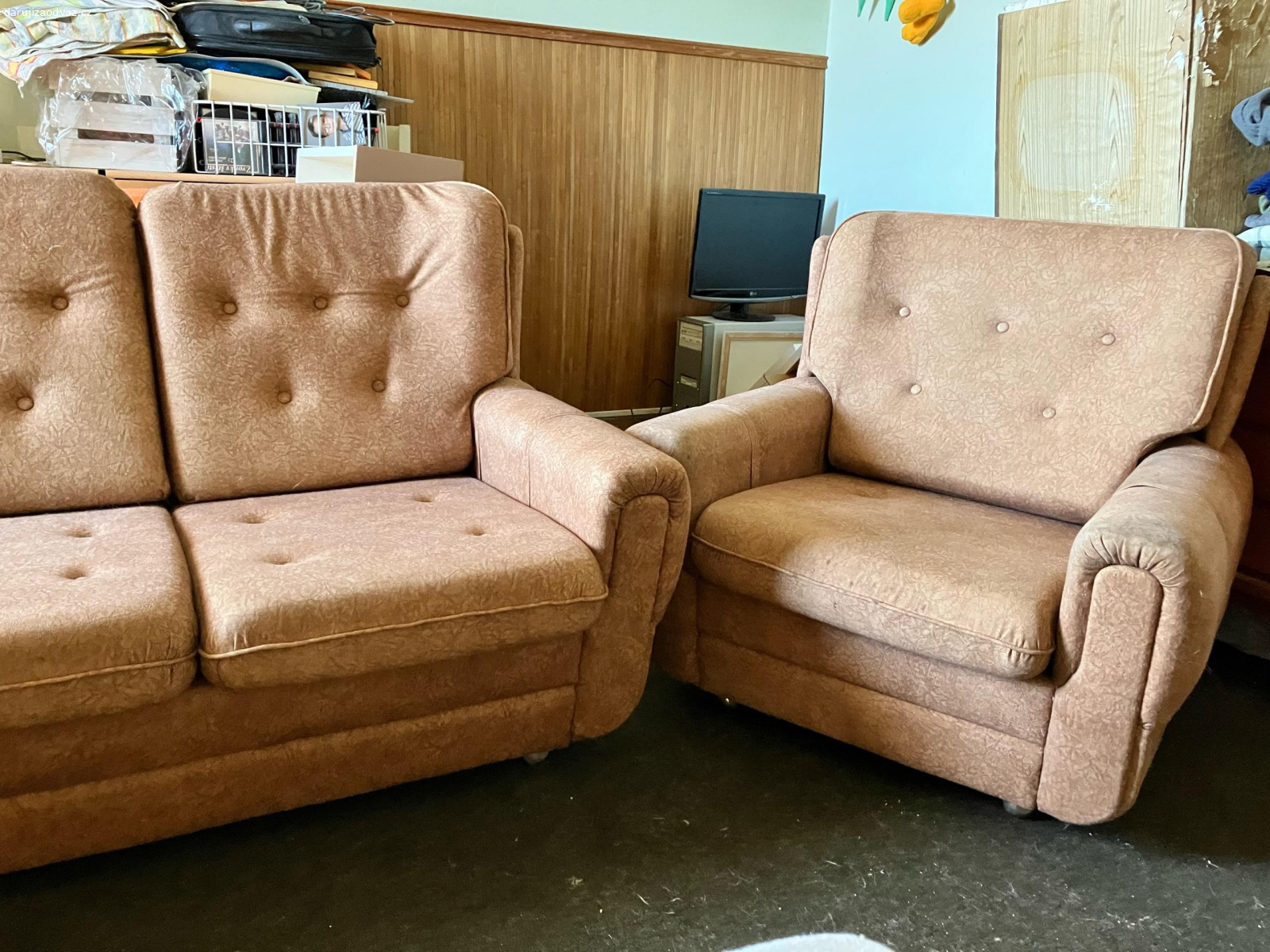 gauc. gauc delka 230 cm +1kreslo