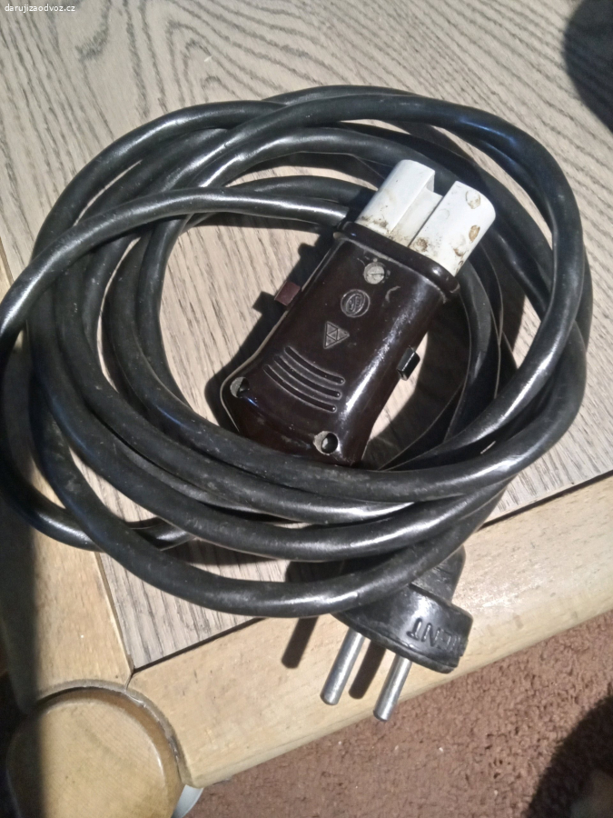gumový kabel