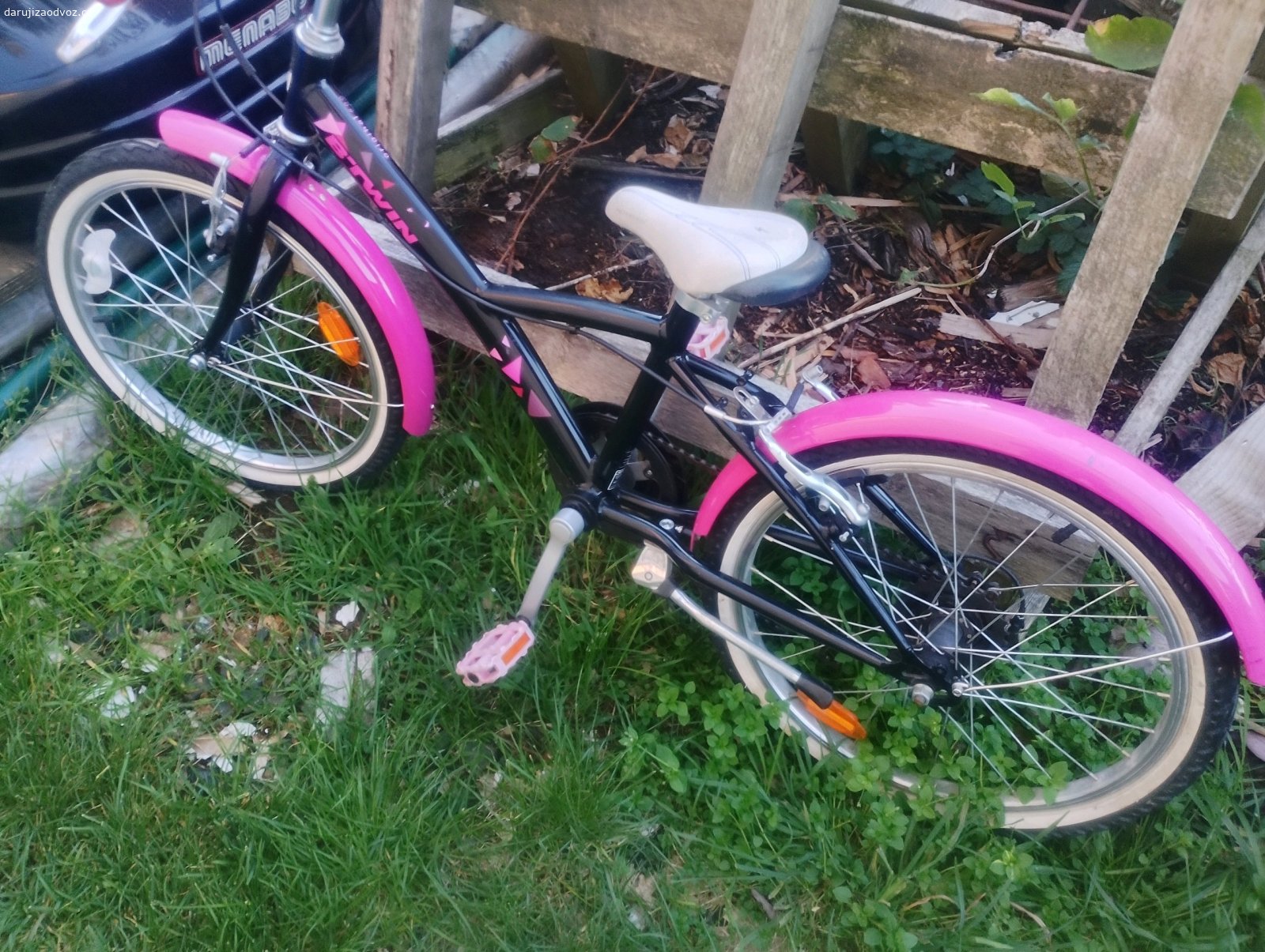 Hezké dětské kolo pro holku.. Kolo pro holky plně funkční