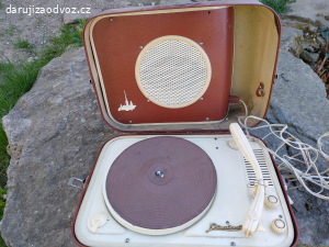 historický gramofon