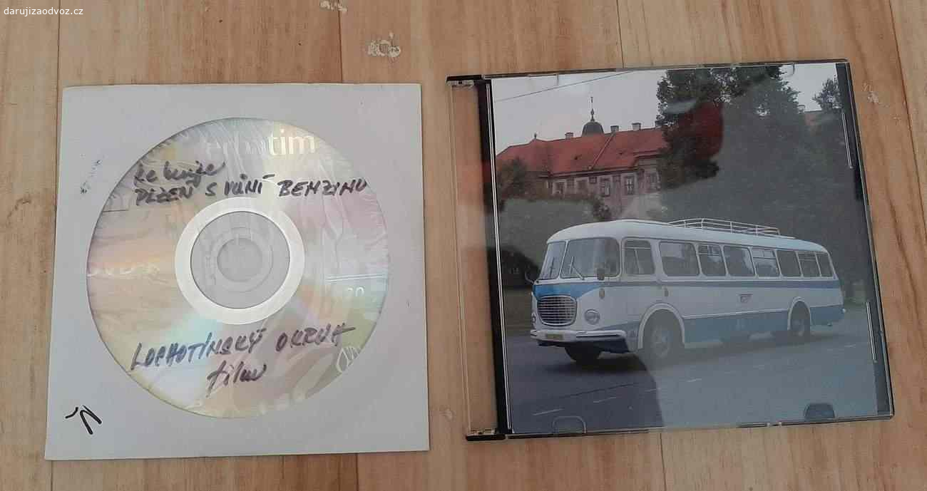 Hledám tyhle CD. Hledám tyhle CD, Plzeň s vůní benzínu a s tímhle autobusem.