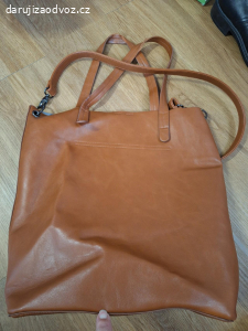 Hnědá kabelka