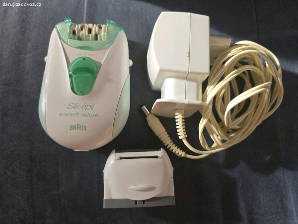 Holící a depilační strojek Braun