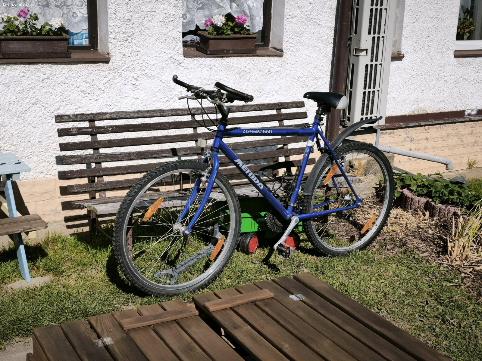 horské kolo. horské kolo (potřeba vyměnit lanko přehazovačky)