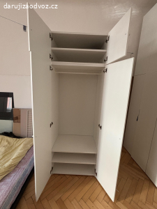 Ikea skříň s tyčí