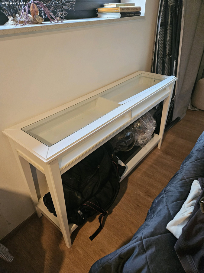 ikea stolek