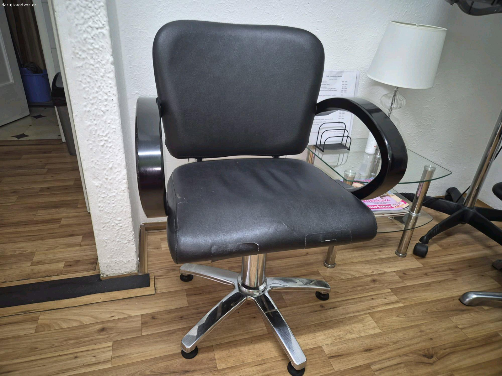 kancelářská židle. daruji židli za odvoz