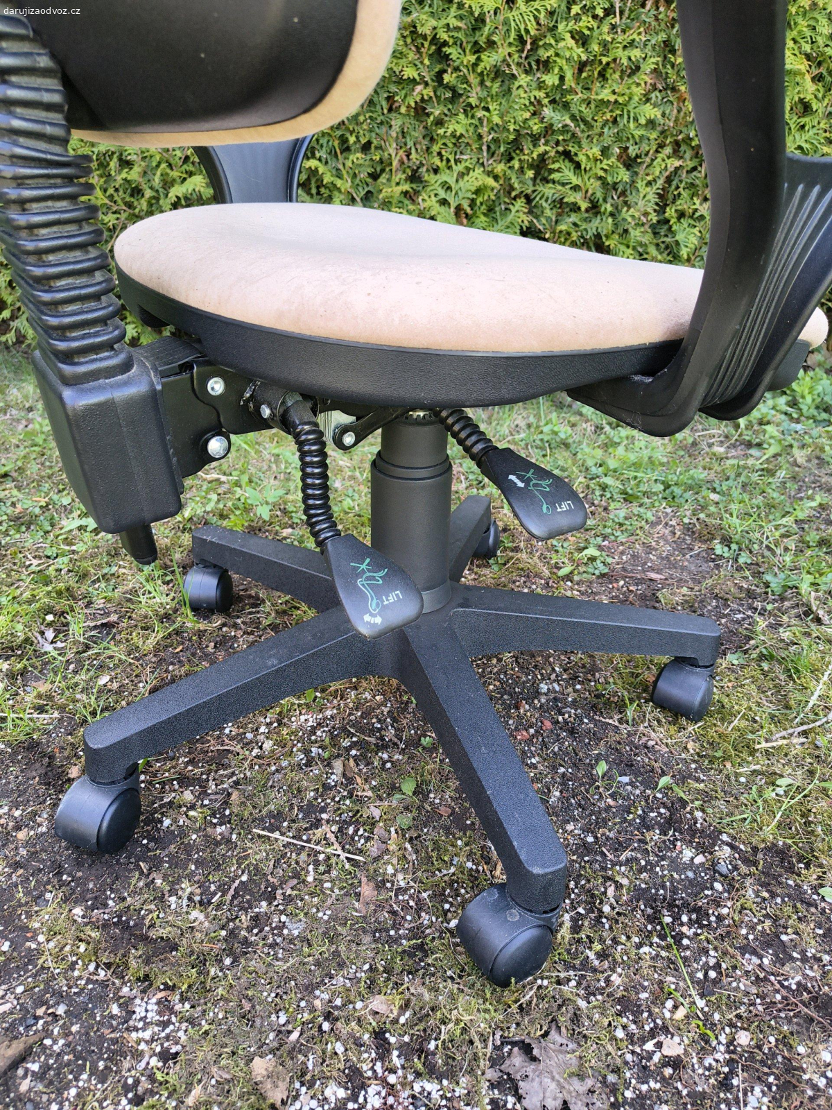 Kancelářská židle. Kancelářská židle