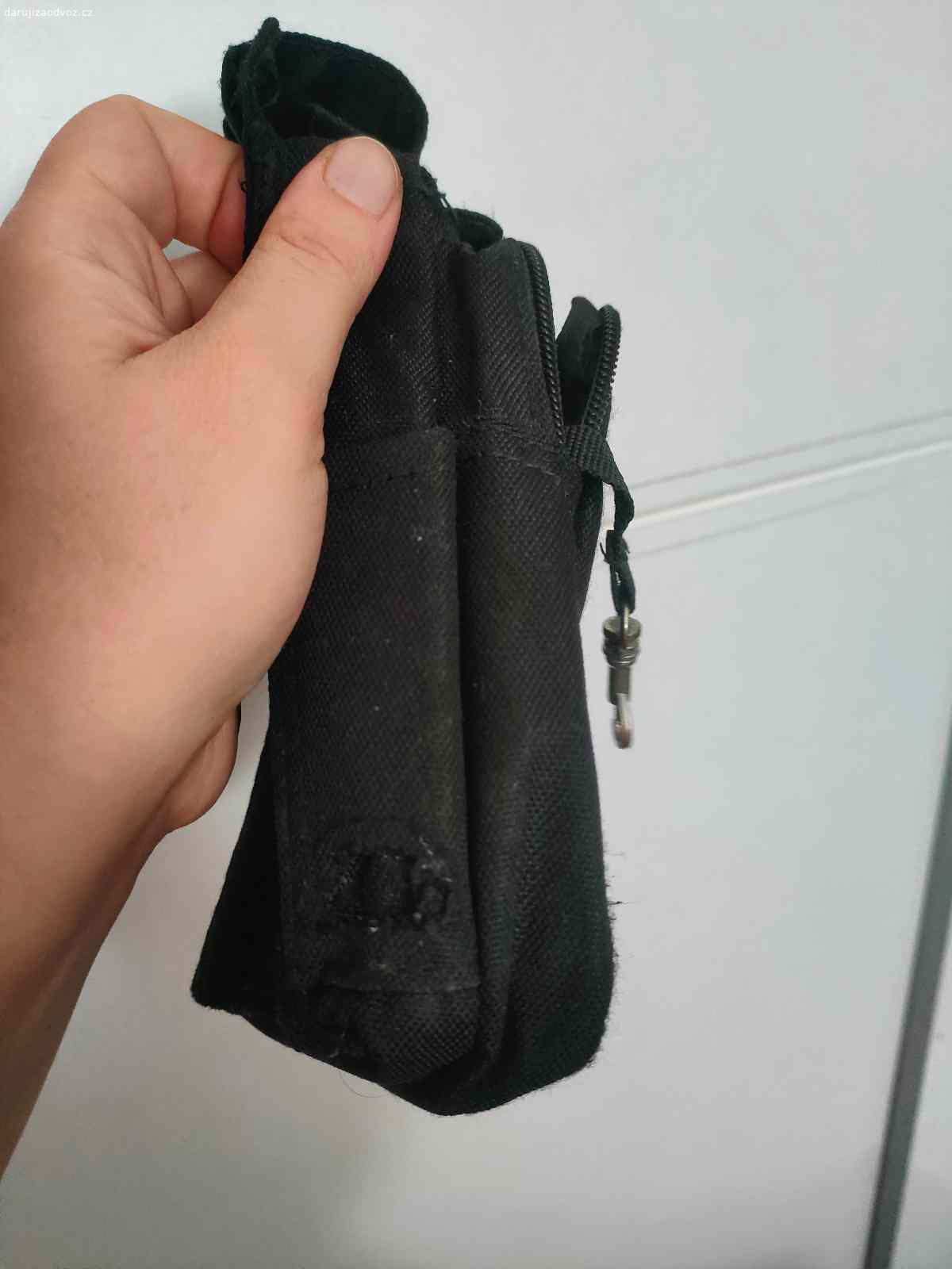 Kapsa na opasek. Daruji za odvoz , je potřeba zašít