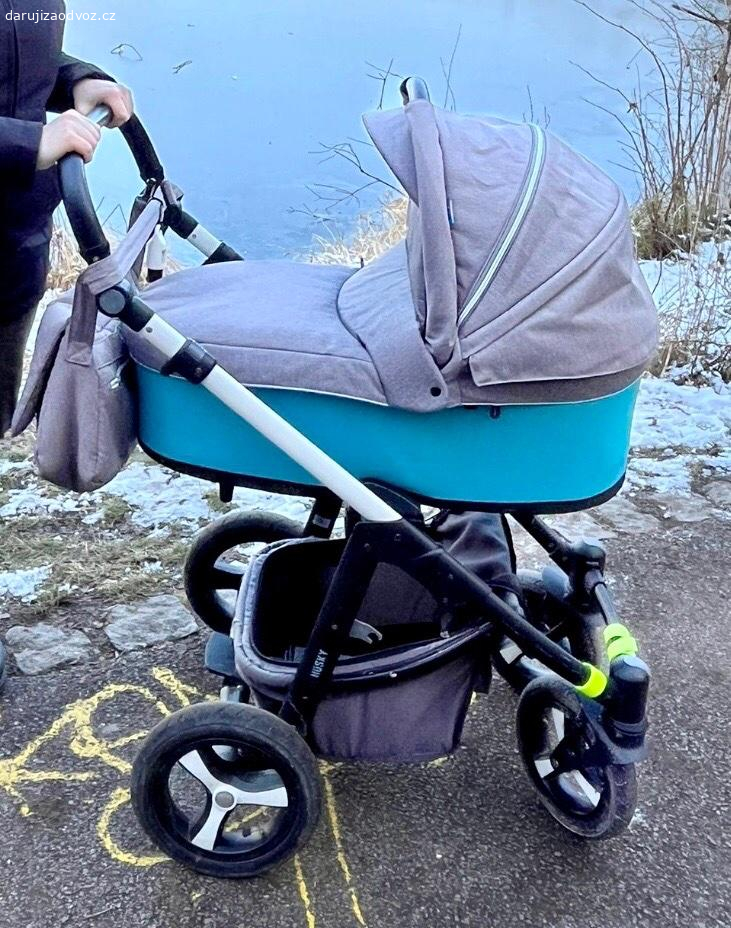 Kočárek dvojkombinace. Prosím jen seriózní zájemci
Odvoz možný dnes, co nejrychleji, prosím
Pouze sms