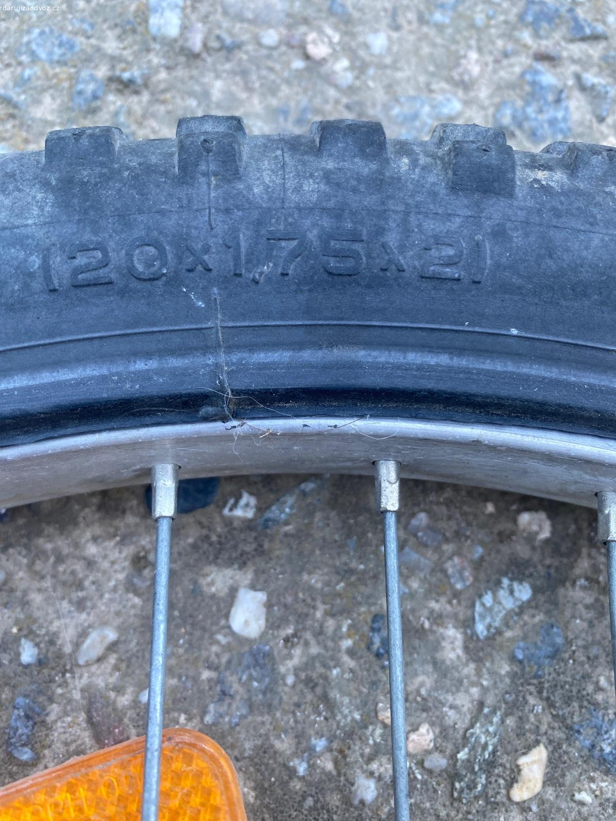 Kola. Daruji za odvoz, na dětské kolo. Bez duší, 5ti kolečko.