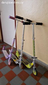 Růžová koloběžka dětská