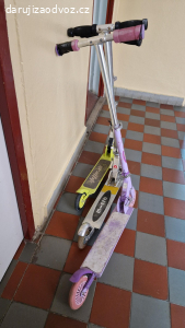 Růžová koloběžka dětská