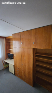 Kompletní ložnicová sestava / nábytková stěna