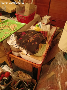 Daruji konferenční stolek