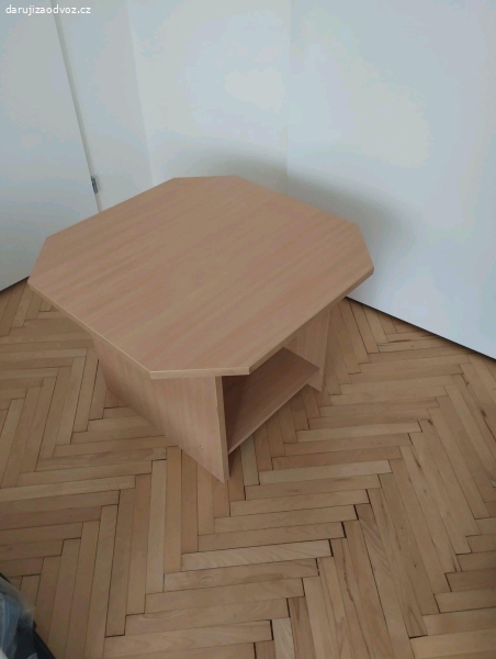 Konferenční stolek