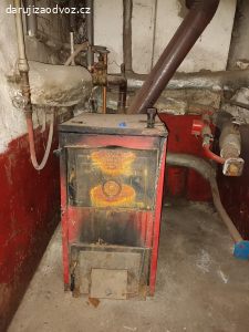 Kotel na tuhá paliva