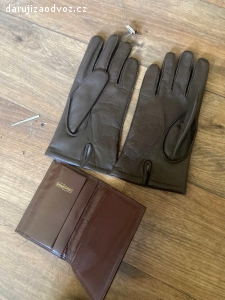 Kožené rukavice a peněženka
