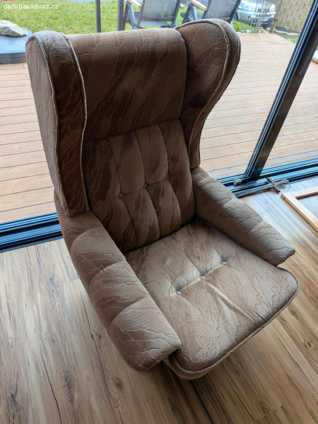 Křeslo ušák