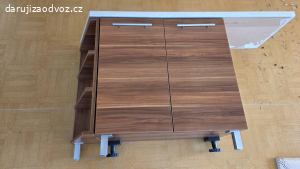 Kuchyňská skříňka s deskou