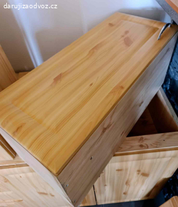 Kuchyňské skříňky horni