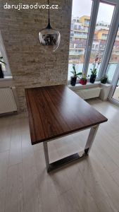 kuchyňský stůl 135x90