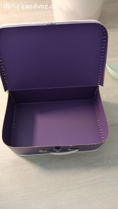 Kufřík na výtvarku