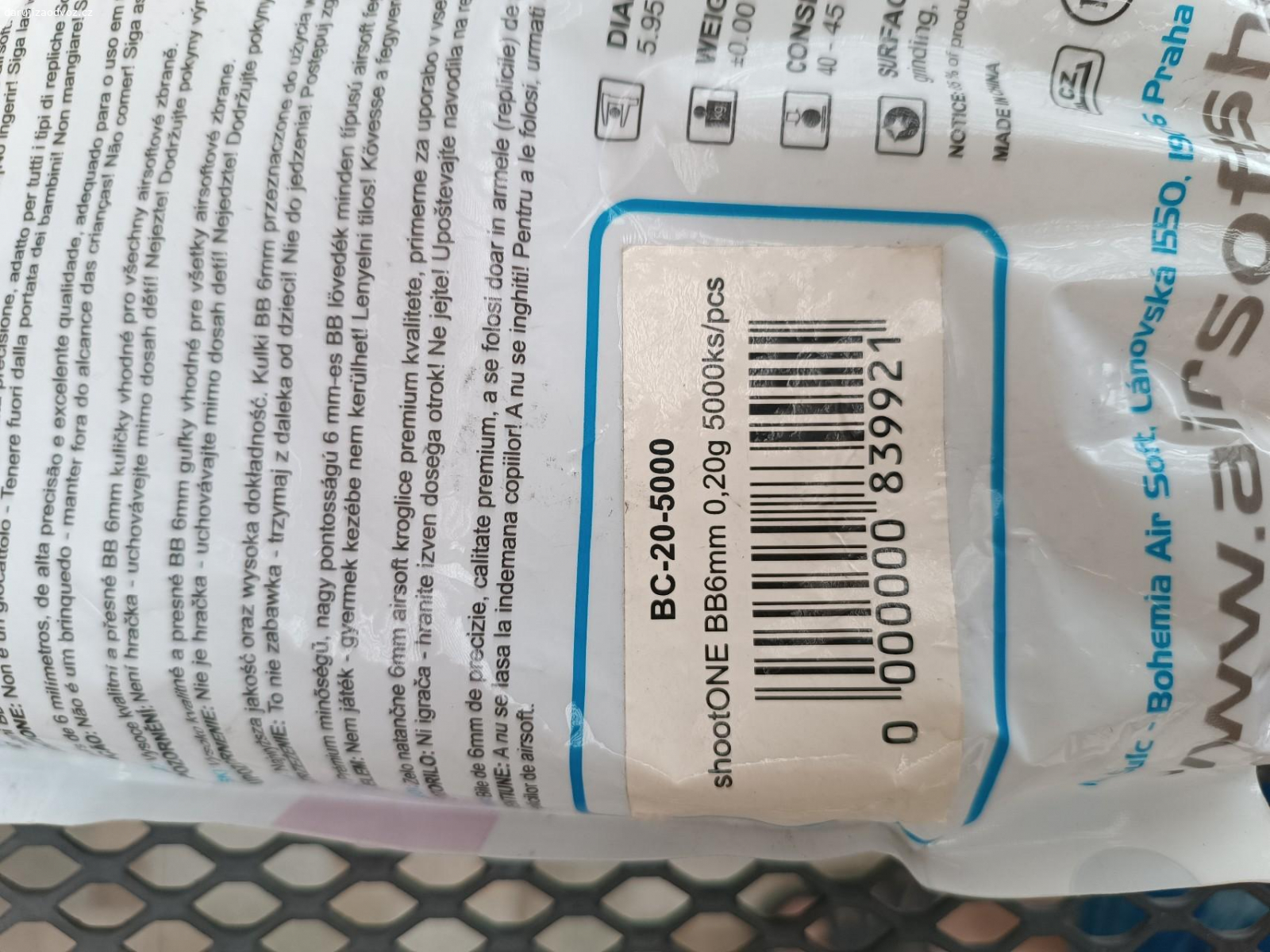 Kuličky. 5000 kuliček do kuličkovky za čokoládu.