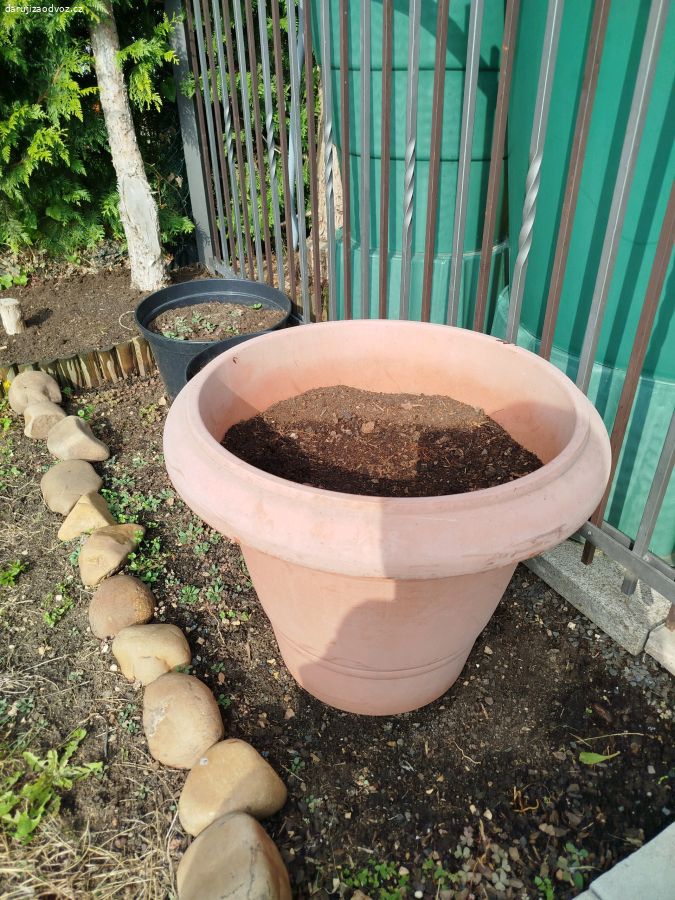 Květináč