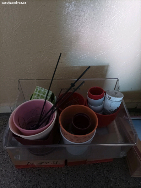 Květináče různé druhy