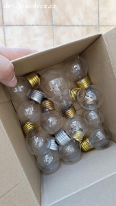 Lampičky, žárovky a přebytky