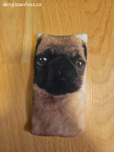 Látkový obal na telefon mops