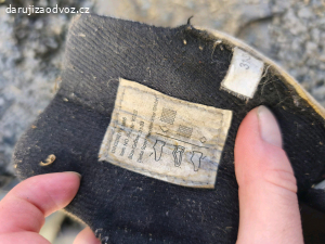 Lední brusle vel. 31-33