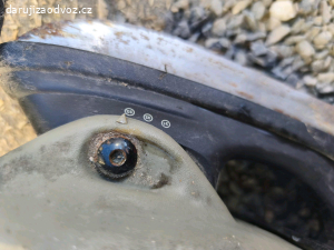 Lední brusle vel. 31-33