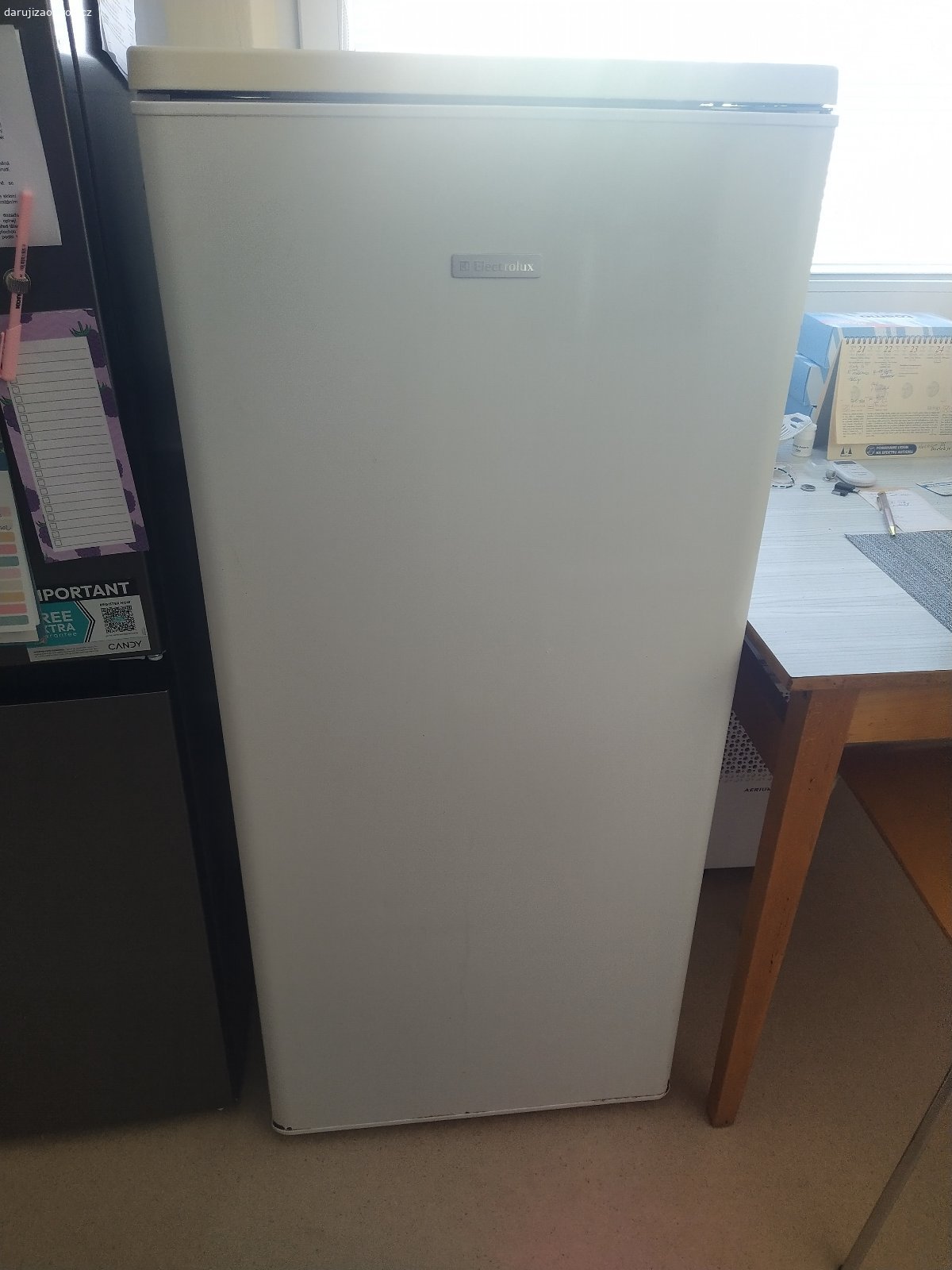 Lednice Electrolux. Daruji starší lednici Electrolux bez mrazáku, 236 L
