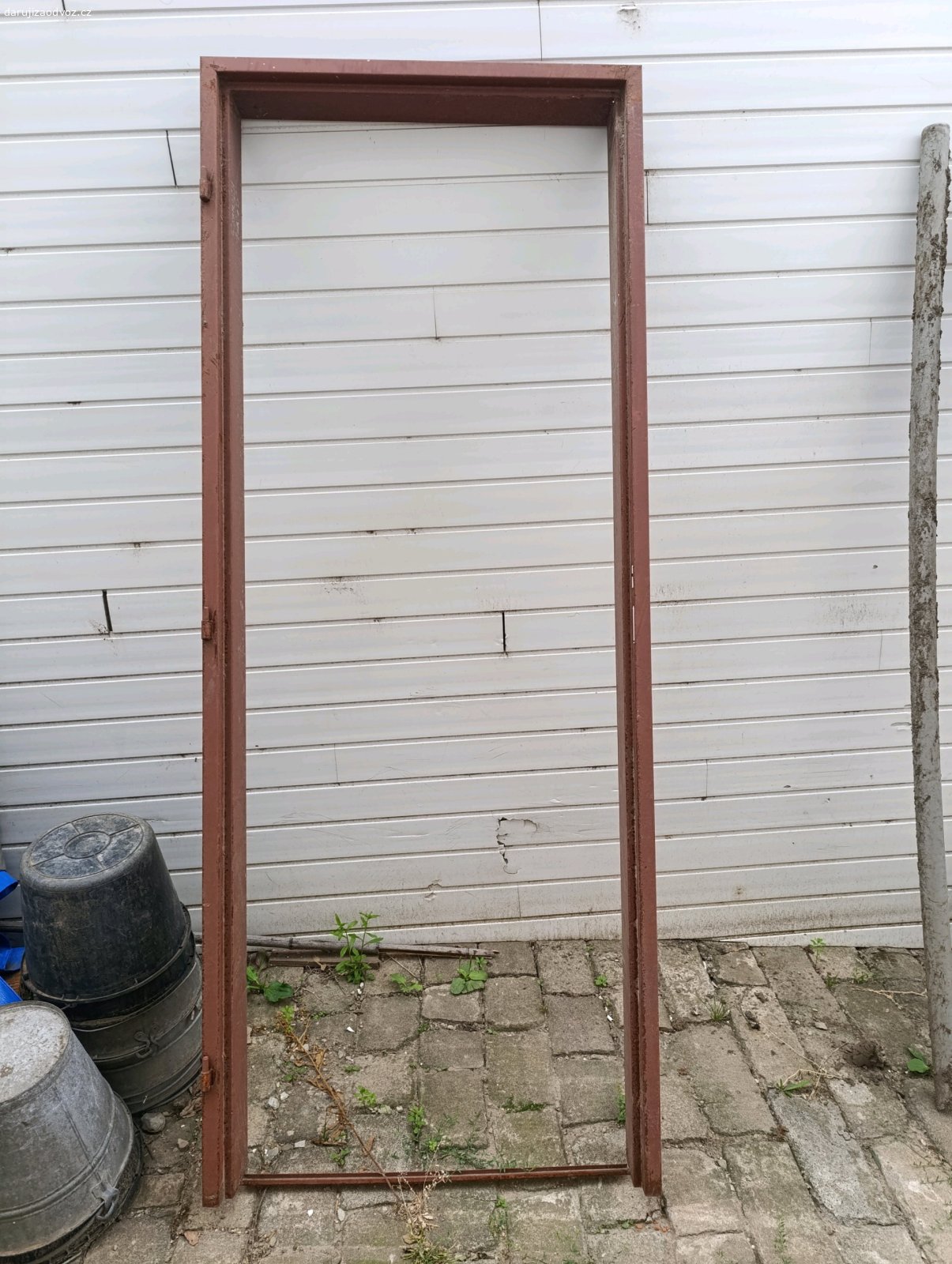 levá futra. 70 cm futra levá i do sádrokartonu