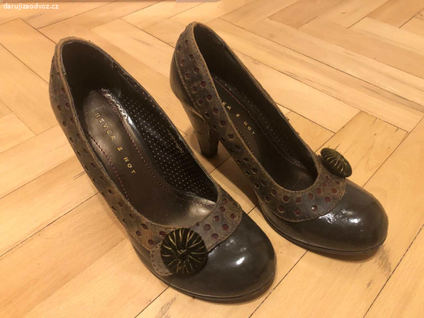 Dámské lodičky - velikost 37