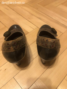 Dámské lodičky - velikost 37
