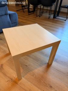 malý ikea stolek