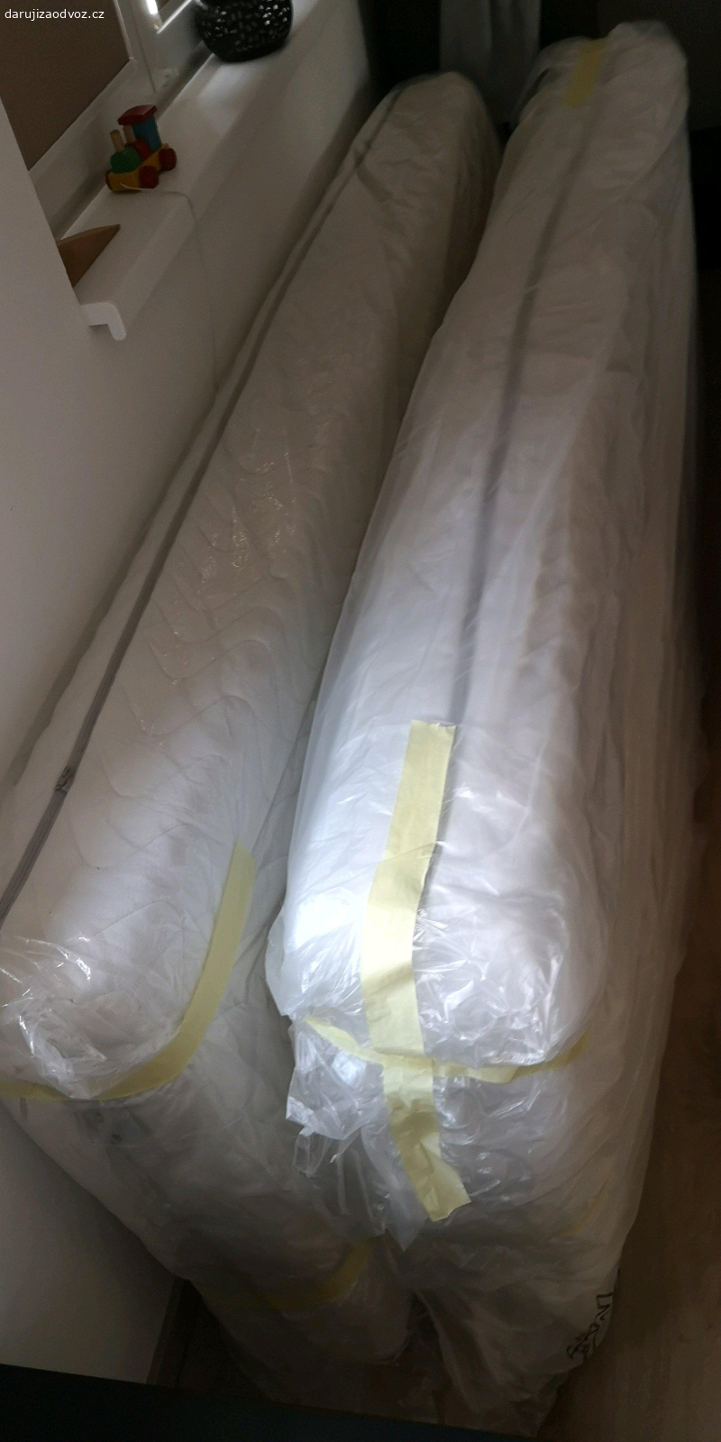 Matrace. Daruji za odvoz odvoz 2ks matrace 200x80 s pratelným potahem.