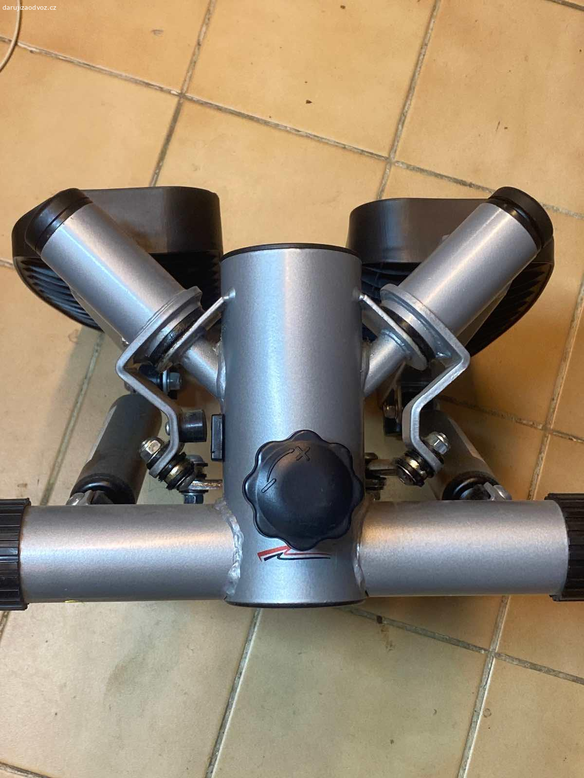 Mini Stepper. Daruji za odvoz.
Funkční, jen zaprášený...