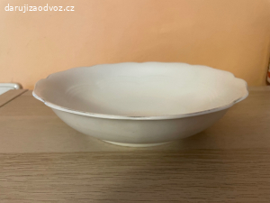 Porcelánová mísa - průměr cca 24 cm
