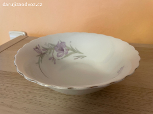 Porcelánová mísa - průměr cca 20 cm