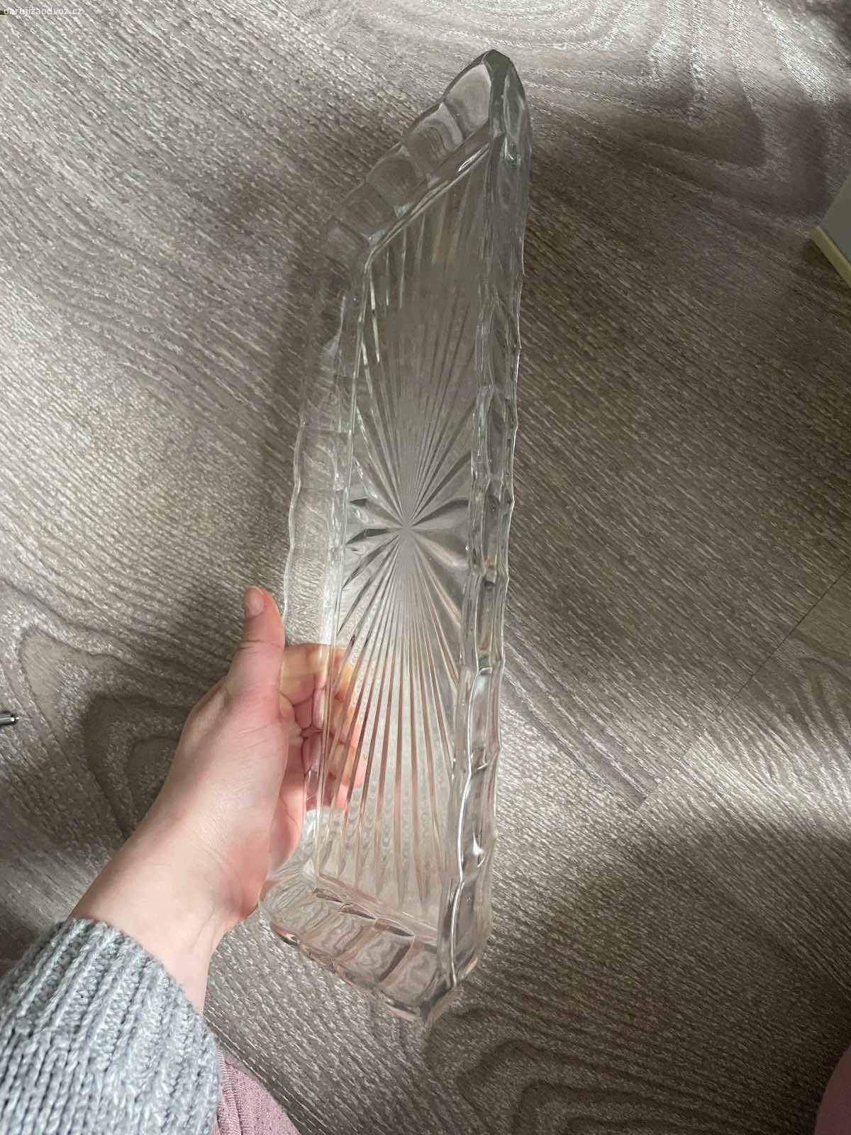 Mix. Nevezu, neposilam, prednost ma ten, kdo vezme vice veci naraz a rychleji.